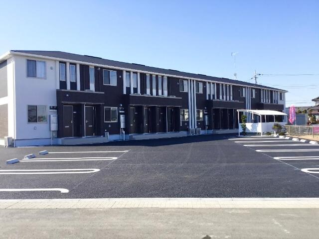 物件外観写真1　(外観写真（昼）)