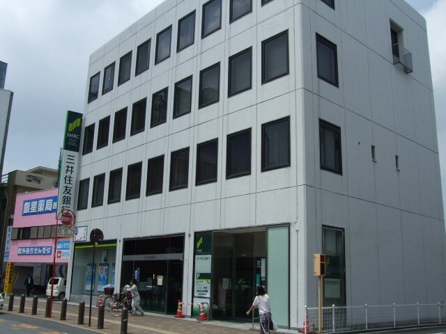 物件外観写真7　(三井住友銀行小山支店まで2,349ｍ)