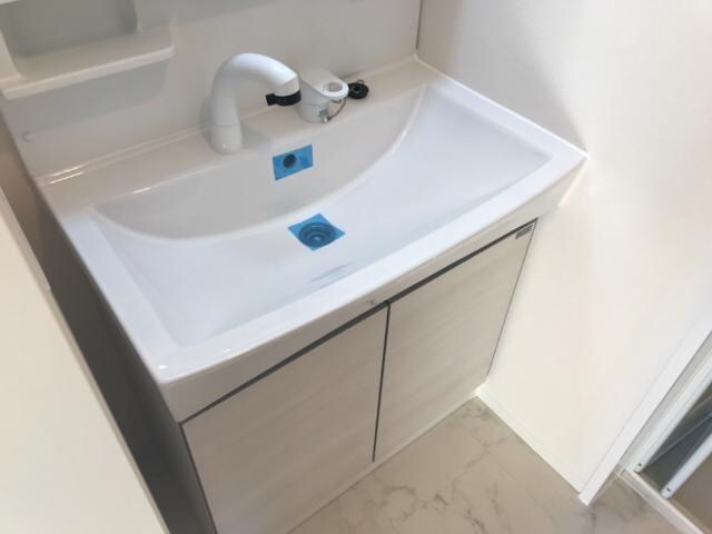 物件内観写真15　(洗髪洗面化粧台)