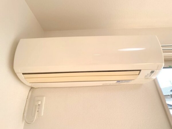 建物設備(エアコン)