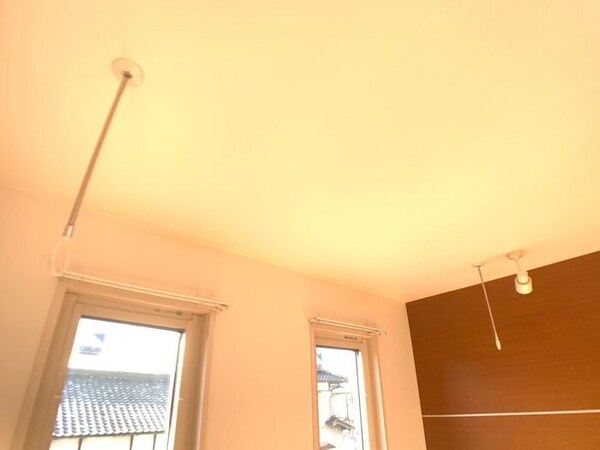 内装他(室内物干し)