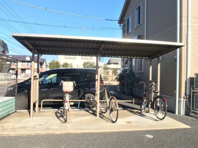 物件内観写真15　(駐輪場)