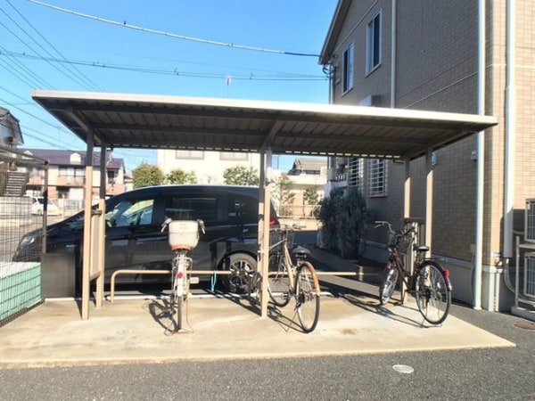 建物設備(駐輪場)