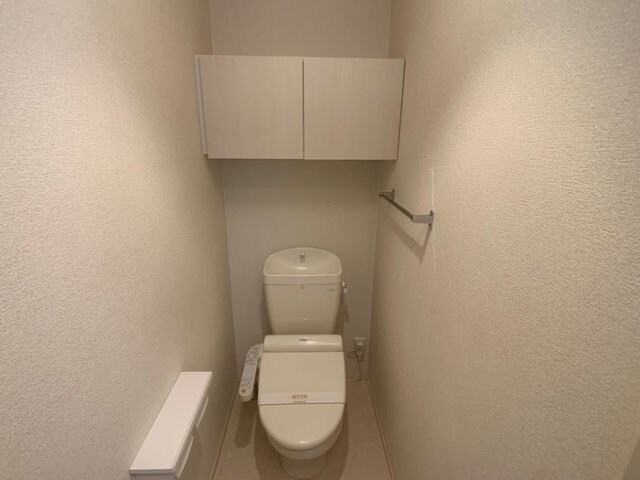 物件内観写真9　(温水洗浄便座付き)