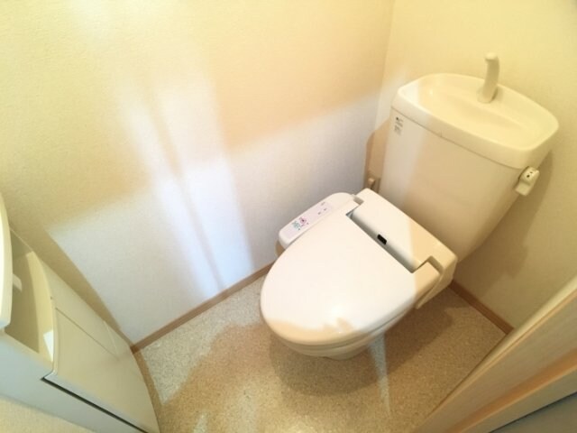 物件内観写真10　(トイレ)