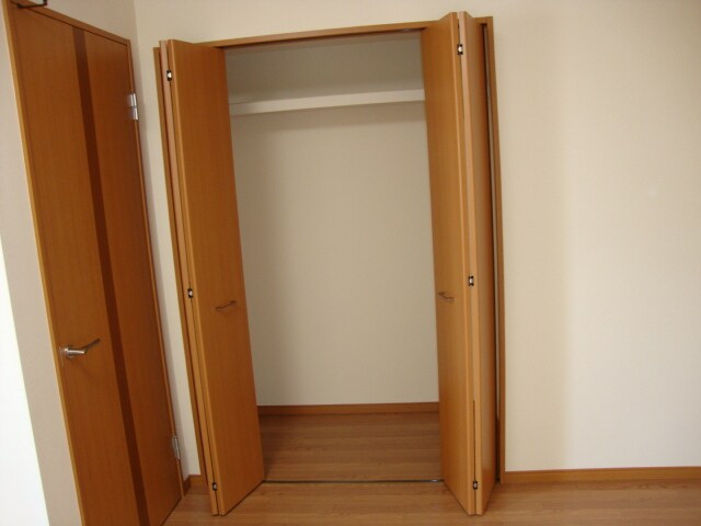 物件内観写真9　(収納)