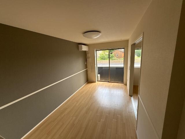 物件内観写真10　(室内)