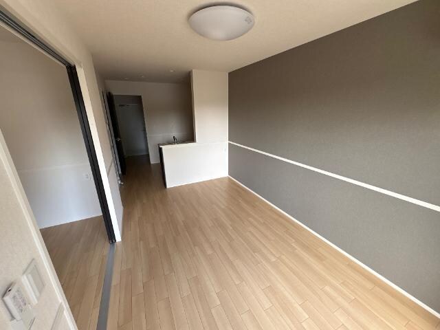 物件内観写真11　(リビング)