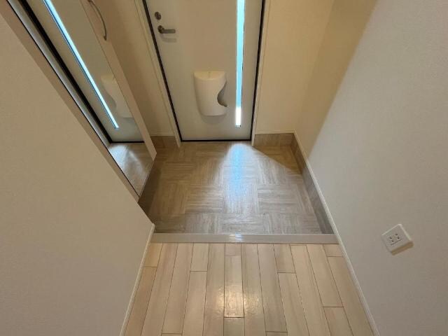 物件内観写真25　(玄関（イメージ）)