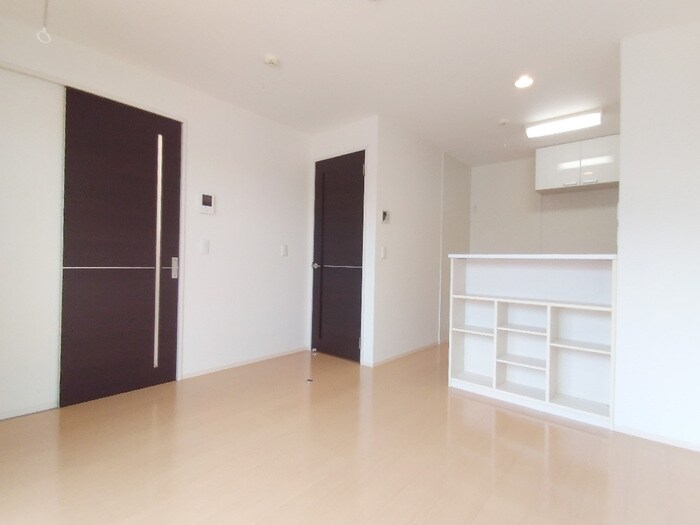 物件内観写真5　(リビング)