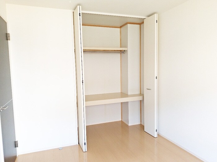 物件内観写真11　(収納)