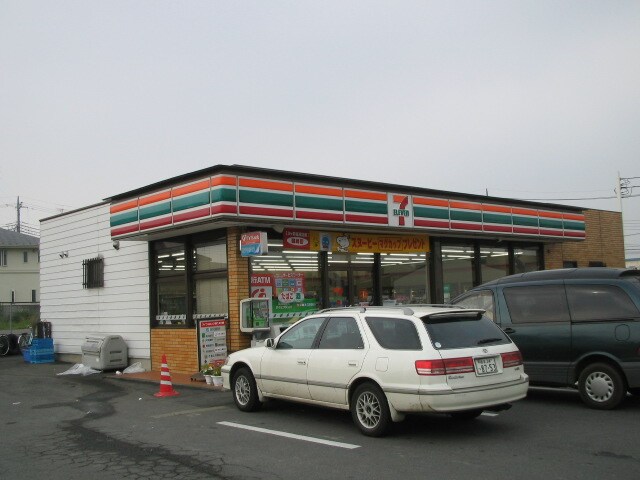 物件外観写真2　(セブンイレブンまで160ｍ)