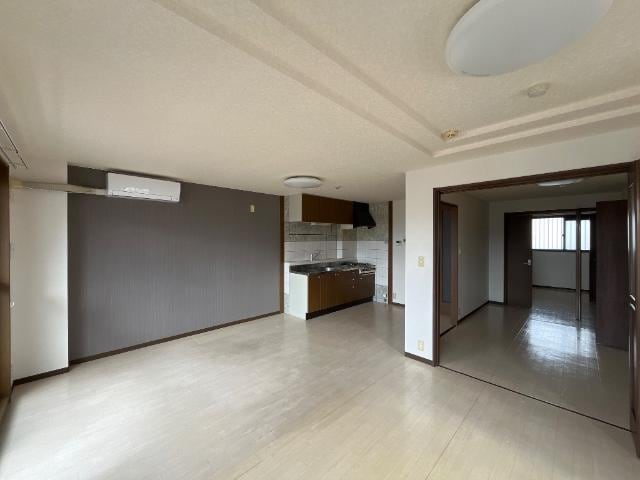 物件内観写真9　(リビング)