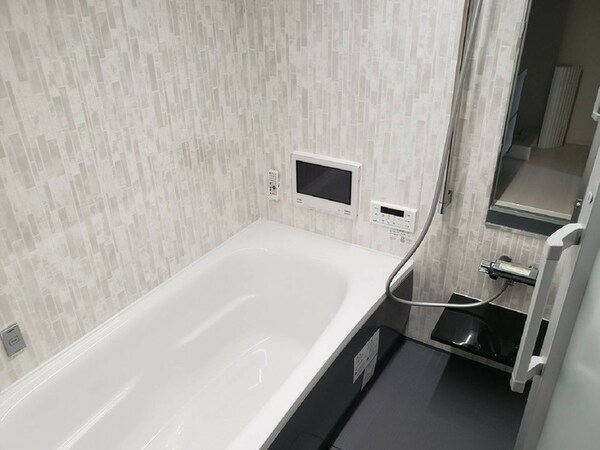 浴室(浴室テレビつきバス)