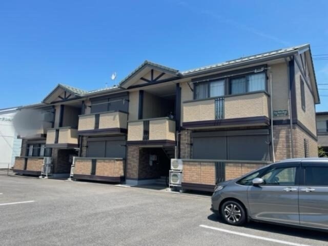 物件外観写真1　(建物外観)