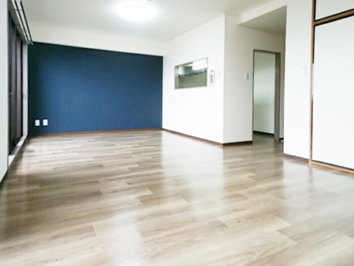 物件内観写真6　(リビング)