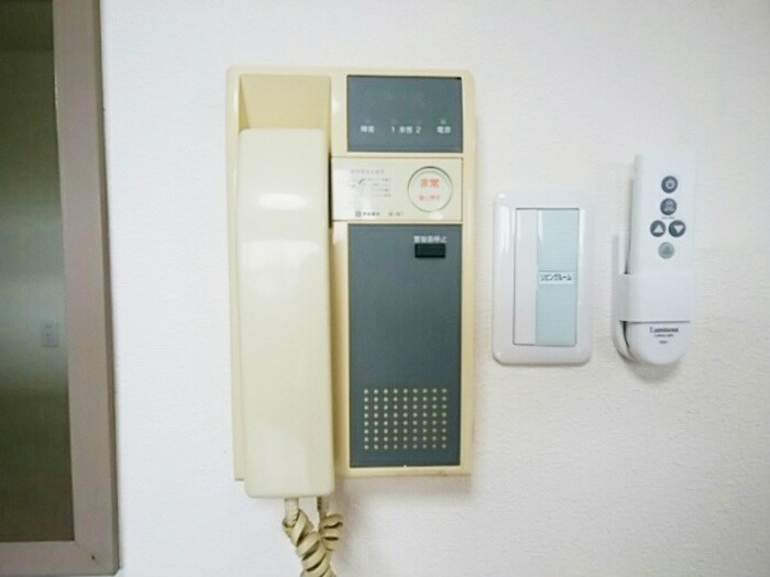 物件内観写真15　(インターフォン)