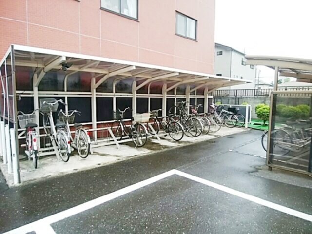 物件内観写真19　(駐輪場)