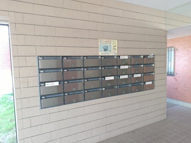 物件内観写真21　(集合ポスト)