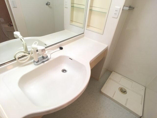 物件内観写真10　(洗面所)