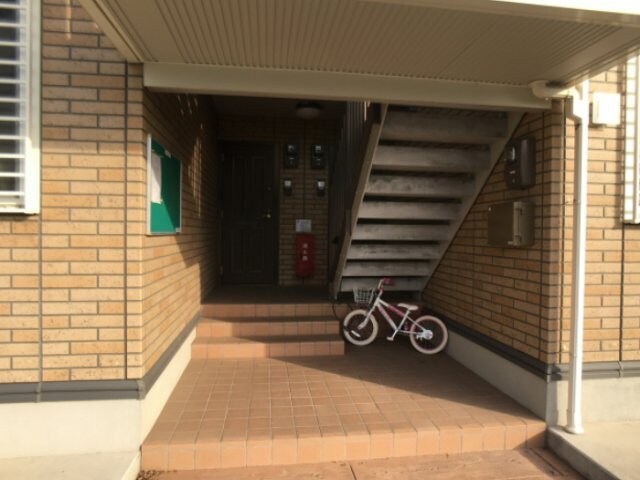 物件外観写真3　(ロビー)