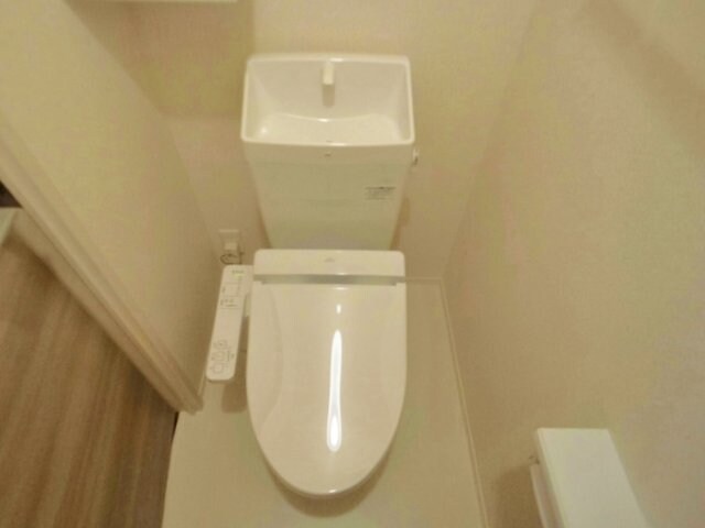 物件内観写真10　(トイレ)