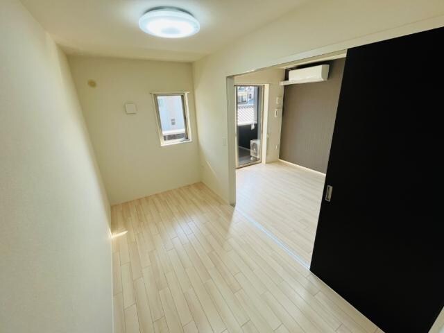 物件内観写真12　(洋室（イメージ）)