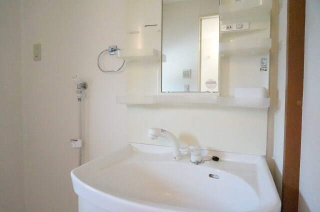 物件内観写真3　(同型別室写真です。)