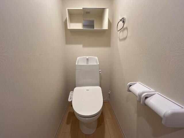 物件内観写真18　(トイレ)