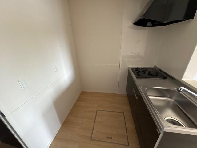 物件内観写真11　(廊下)