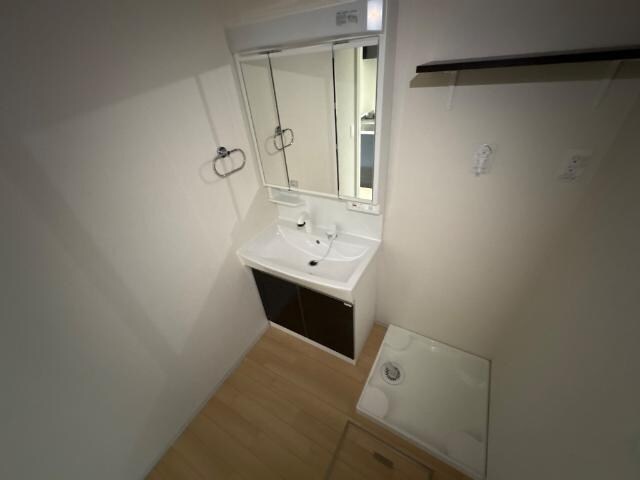 物件内観写真16　(洗面)