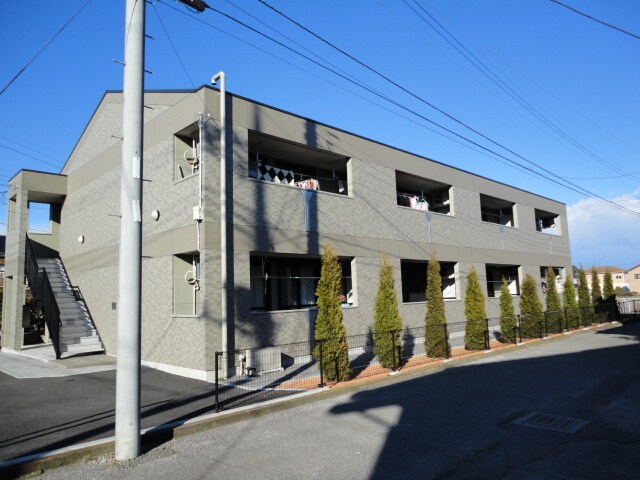 物件外観写真2　(外観写真（昼）)