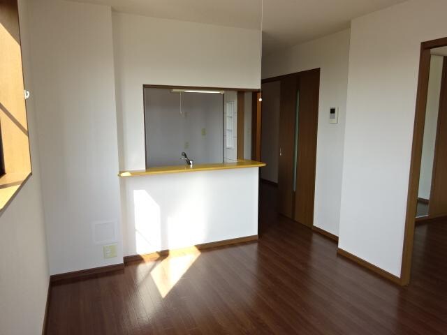 物件内観写真9　(リビング)