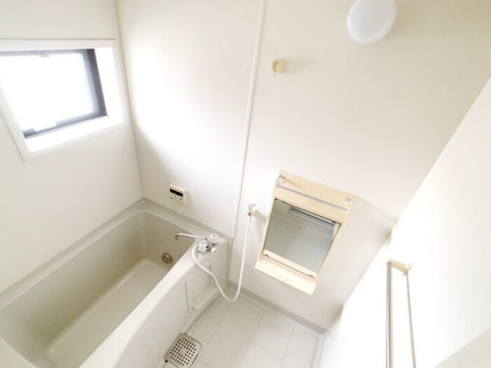 物件内観写真5　(浴室)