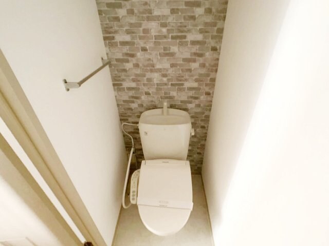 物件内観写真8　(トイレ)