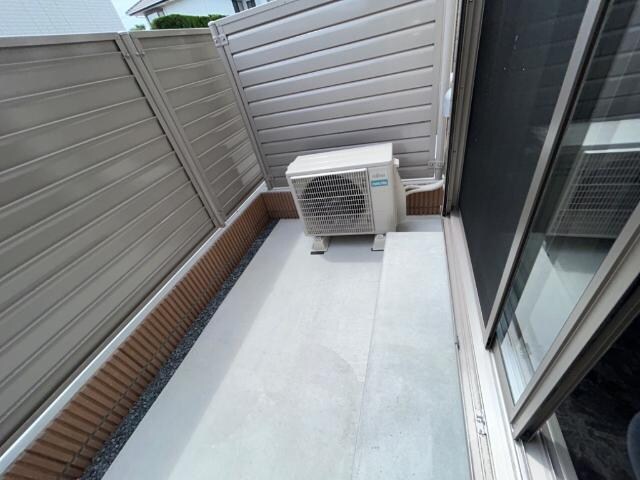 物件内観写真17　(ベランダ)