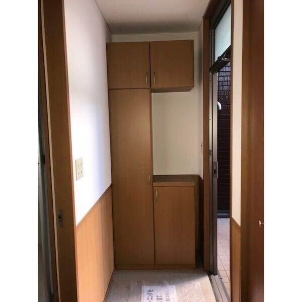 内装他
