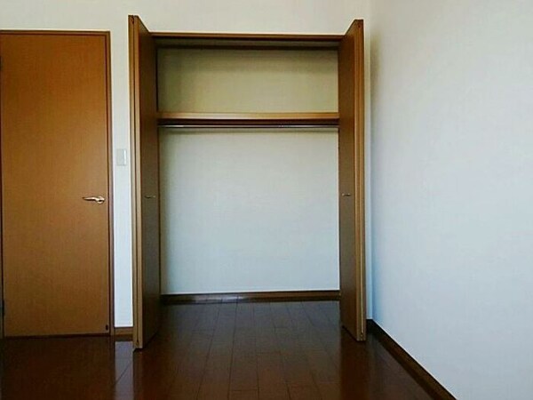 収納(クローゼット)