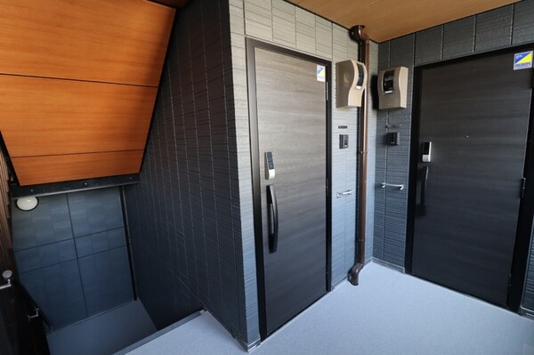 玄関(玄関ドア付近)