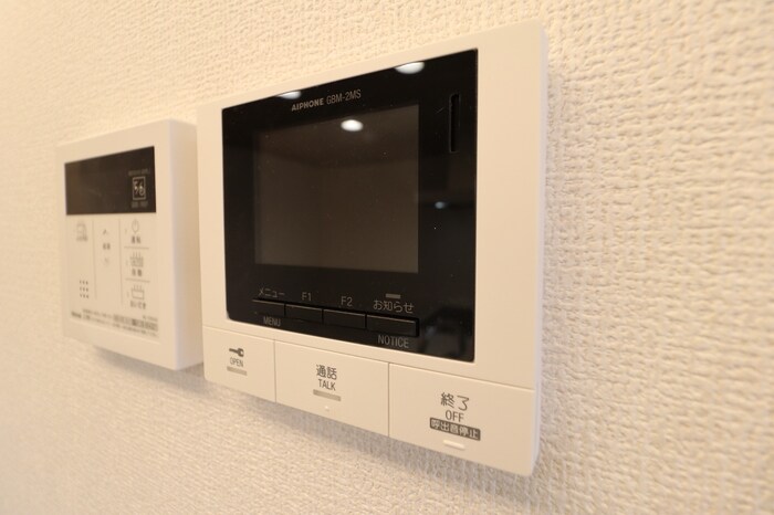 物件内観写真12　(モニタ付きインターフォン)