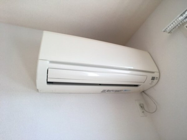 建物設備(エアコン)