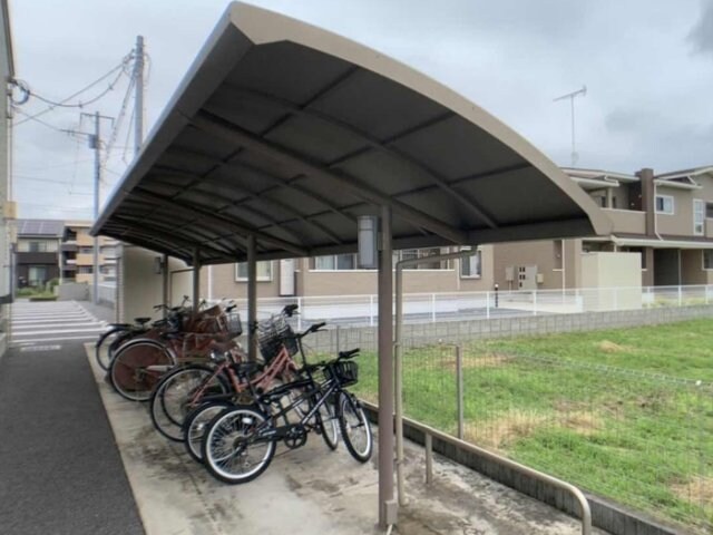 物件内観写真16　(駐輪場)