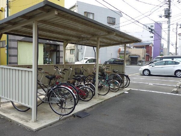建物設備(駐輪場)