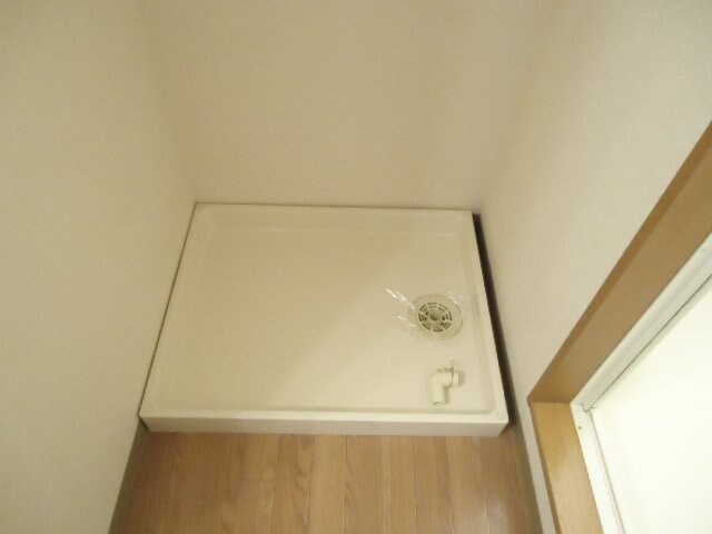 物件内観写真20　(洗濯機置場)