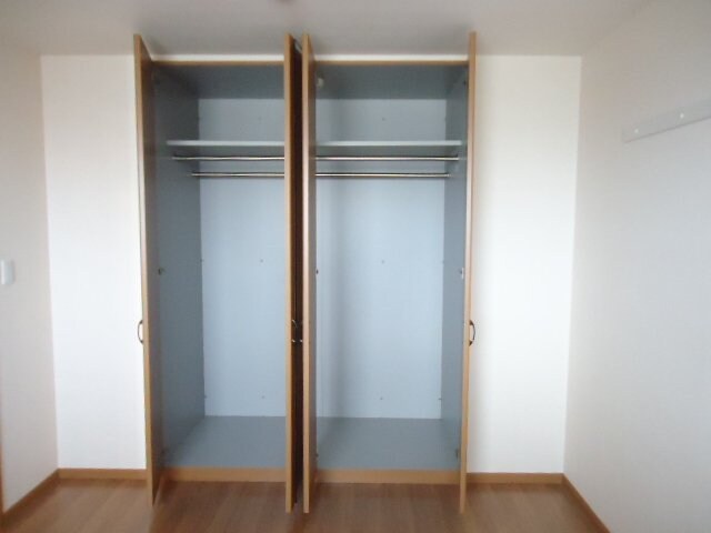 物件内観写真24　(クローゼット)