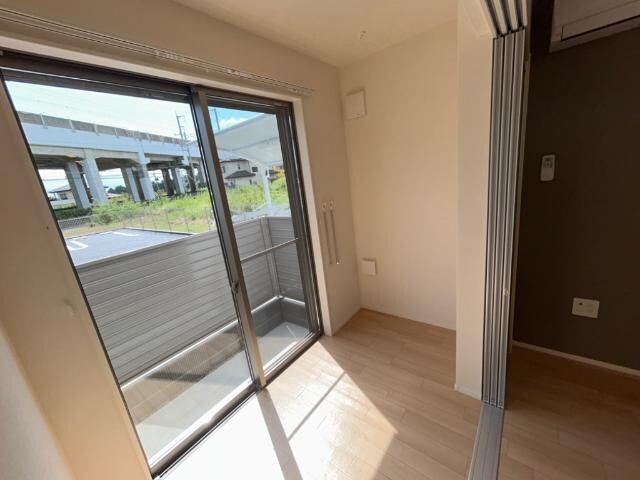 物件内観写真19　(インナーテラス)