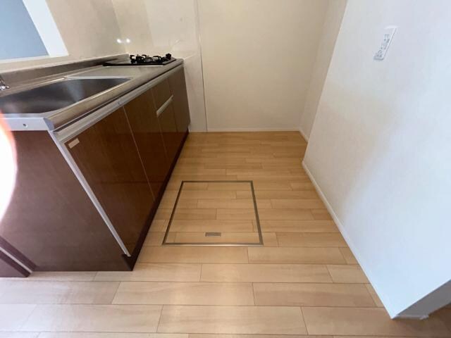 物件内観写真22　(床下収納)