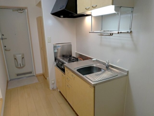 物件内観写真5　(キッチン 2口ガスコンロ付き)