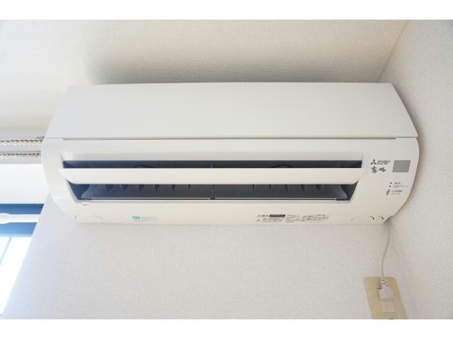 物件内観写真13　(同型別室の写真　※現況優先となります)