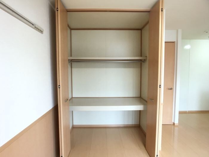 物件内観写真10　(収納)